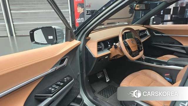 Ssangyong Torres 2023 Темно-зеленый из Кореи, фото 2