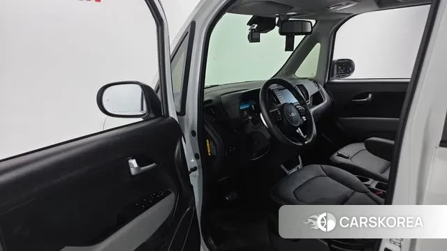 Kia The New Kia Ray EV 2023 Белый из Кореи, фото 2