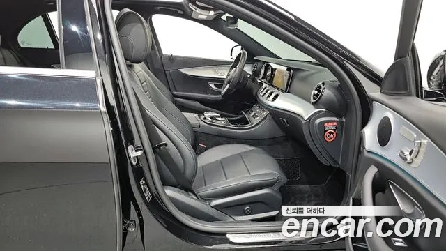 Mercedes-Benz E-Class W213 2019 Черный из Кореи, фото 2