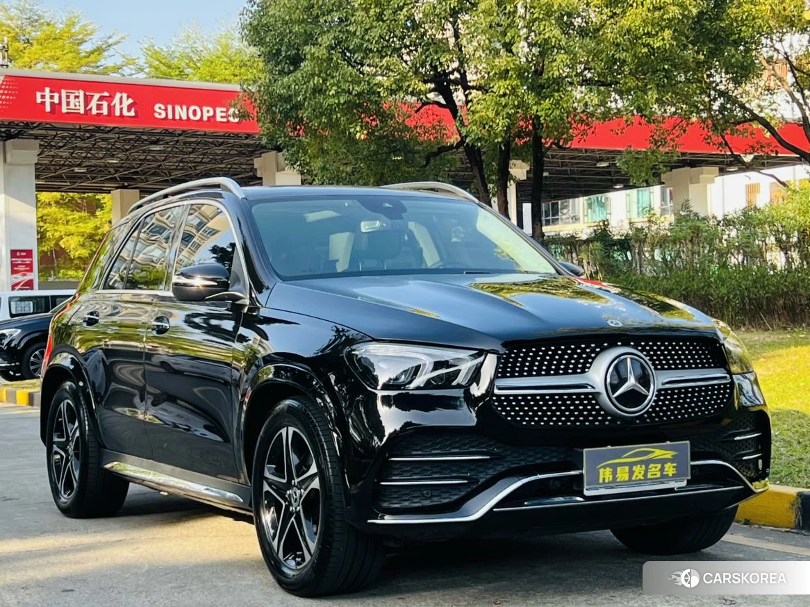 Mercedes-Benz GLE (import) 2021 Черный из Китая, фото 2