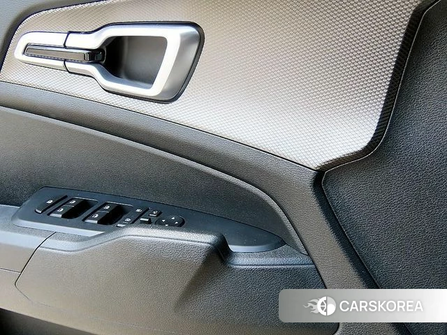 Kia Sportage 5th Generation 2023 Белый из Кореи, фото 2