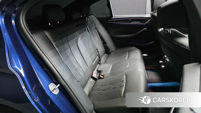 BMW 5 Series (G30) 2019 Синий из Кореи, фото 2