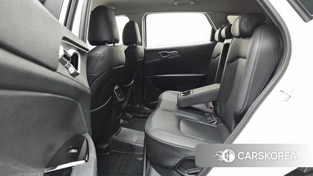 Kia Sportage 5th Generation 2023 Белый из Кореи, фото 2