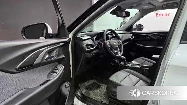 Chevrolet (GM Daewoo) Trailblazer 2021 Белый из Кореи, фото 2