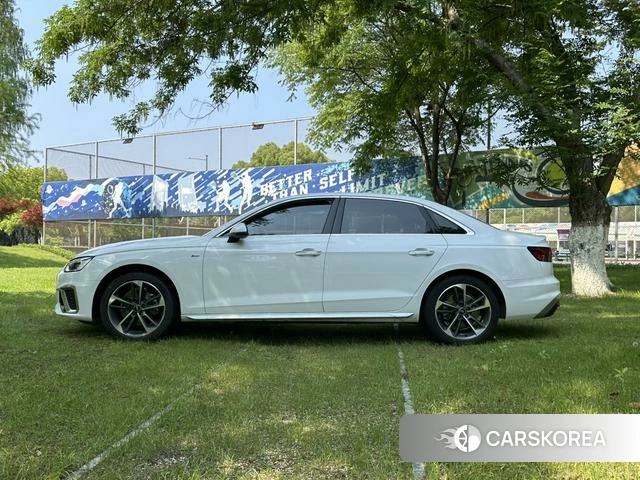 Audi A4L 2023 Белый из Китая, фото 2
