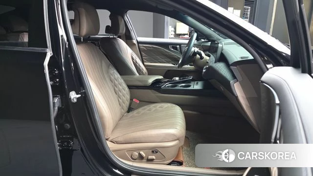 Kia K8 2022 Черный из Кореи, фото 2