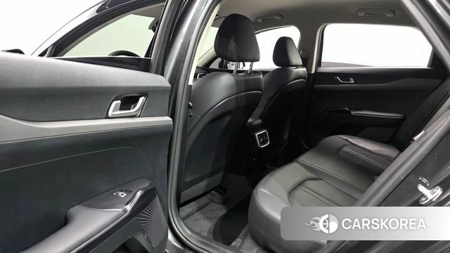 Kia K5 3rd generation 2023 Серый из Кореи, фото 2