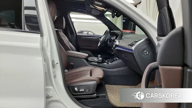 BMW X3 (G01) 2023 Белый из Кореи, фото 2