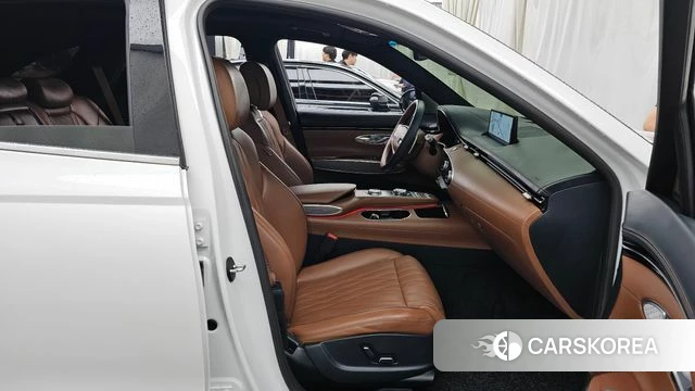 Genesis GV70 2021 Белый из Кореи, фото 2