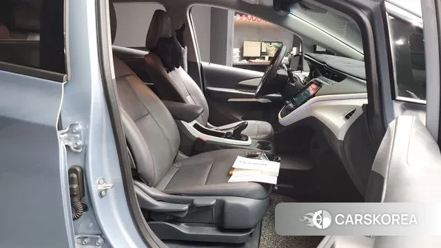 Chevrolet (GM Daewoo) Bolt EV 2018 Небесно-голубой из Кореи, фото 2