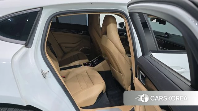 Porsche Panamera (971) 2022 Белый из Кореи, фото 2