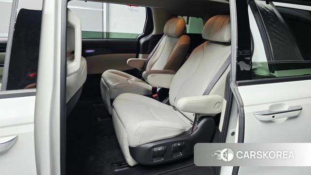 Kia Carnival 4th generation 2022 Белый из Кореи, фото 2