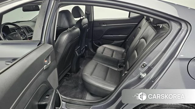 Hyundai Avante AD 2018 Серый из Кореи, фото 2