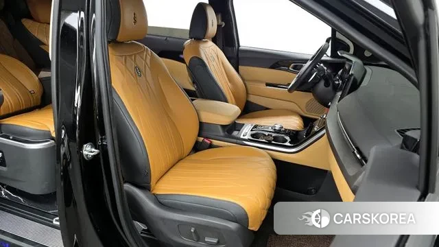 Kia Carnival 4th generation 2023 Черный из Кореи, фото 2