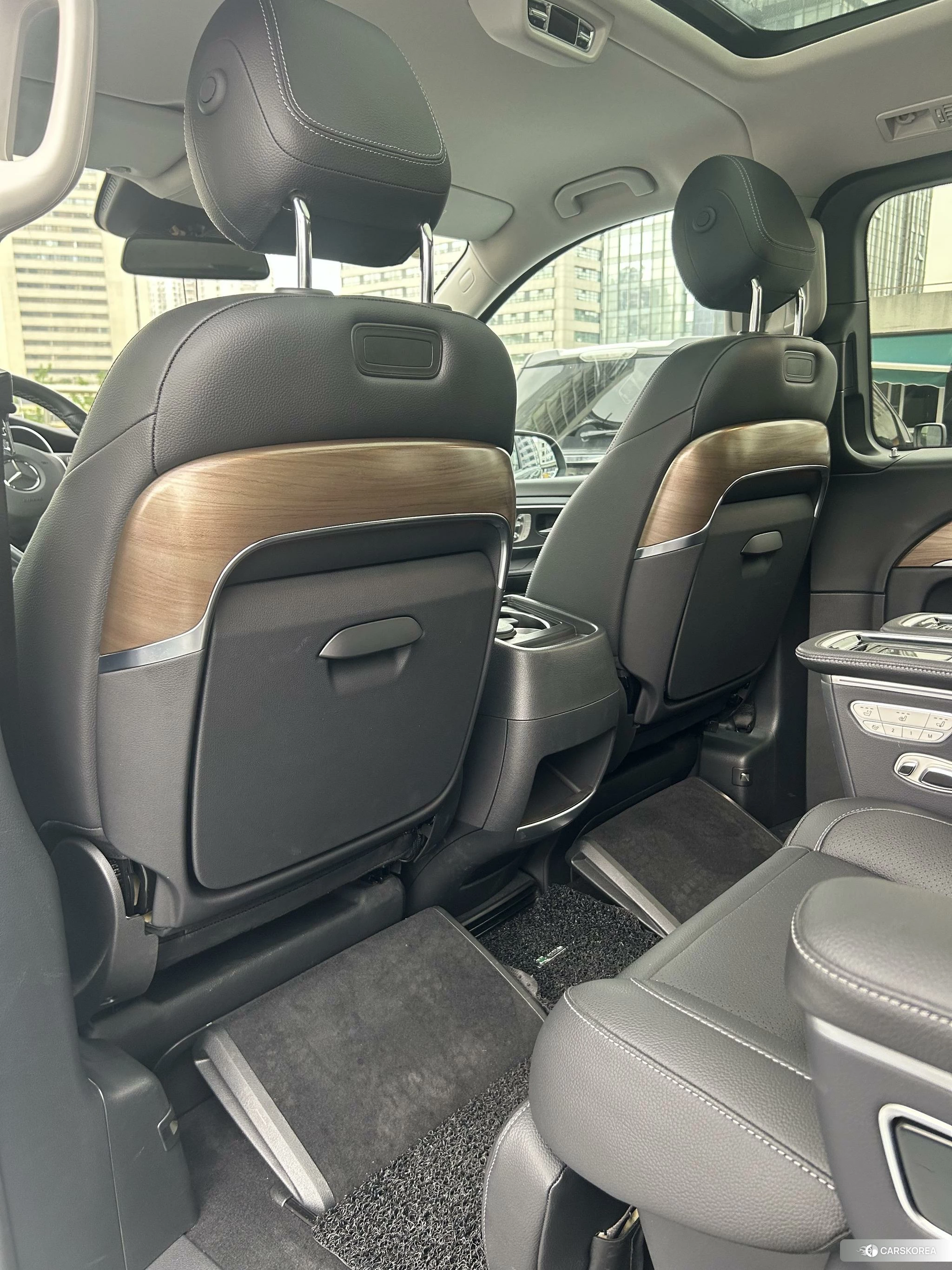 Mercedes-Benz V-class 2022 Черный из Китая, фото 2