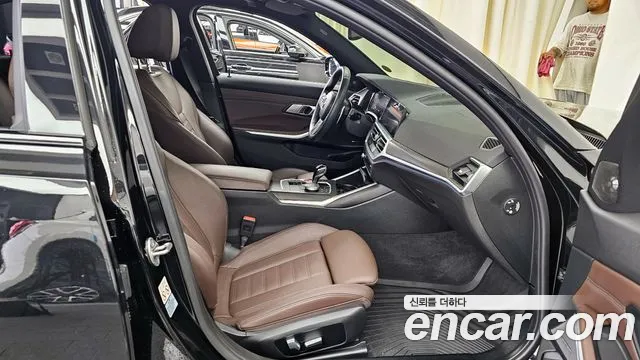 BMW 3 Series (G20) 2022 Черный из Кореи, фото 2