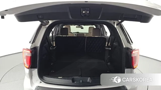 Ford Explorer 2018 Белый из Кореи, фото 2