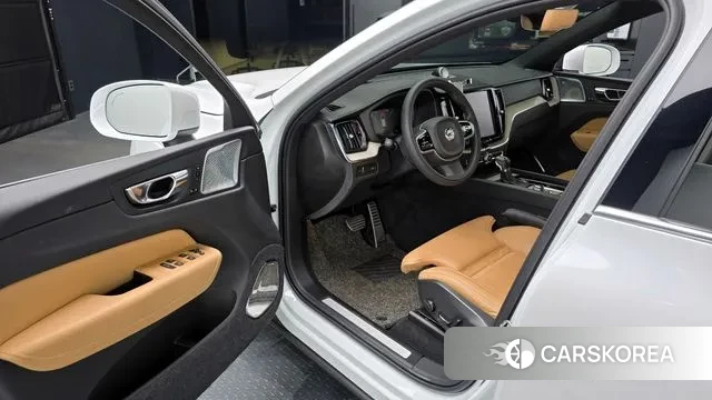 Volvo XC60 second Generation id 2886445 из Кореи 2