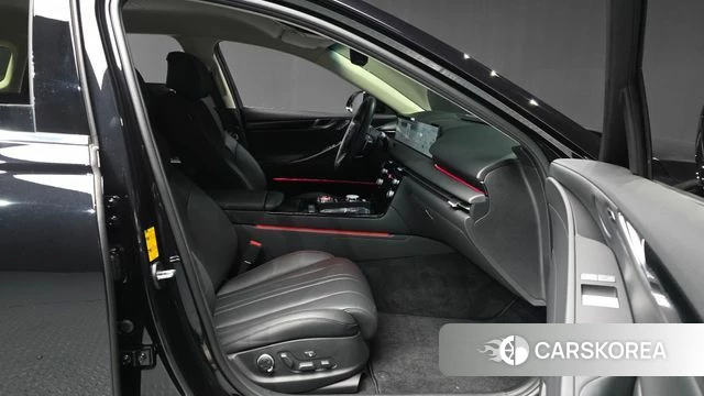 Genesis G80 (RG3) 2025 Черный из Кореи, фото 2