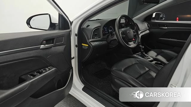 Hyundai Avante AD 2018 Белый из Кореи, фото 2