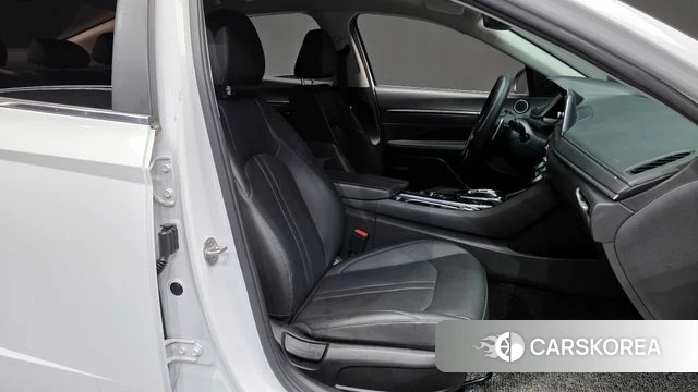 Hyundai Sonata (DN8) 2022 Белый из Кореи, фото 2