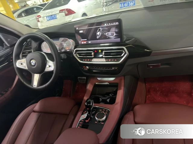 BMW X3 2024 Белый из Китая, фото 2