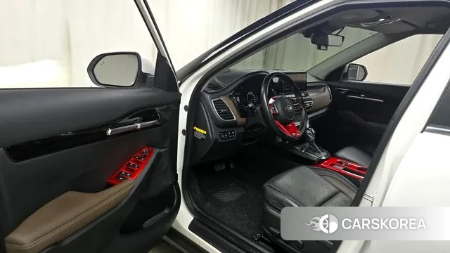 Kia Seltos 2020 Белый из Кореи, фото 2