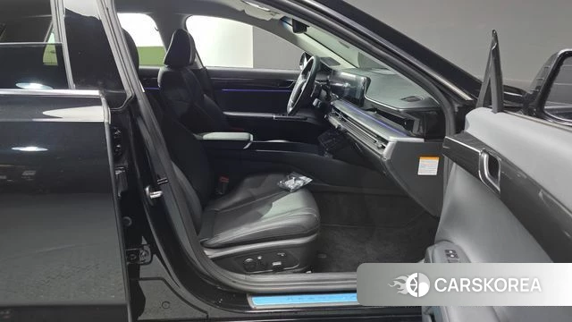 Hyundai Grandeur Hybrid (GN7) 2023 Черный из Кореи, фото 2