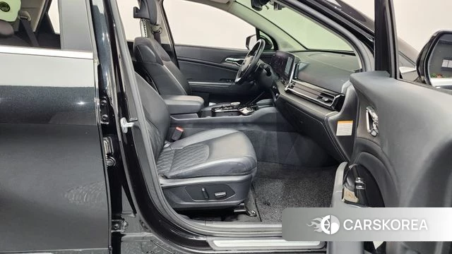 Kia Sportage 5th Generation Hybrid 2022 Черный из Кореи, фото 2