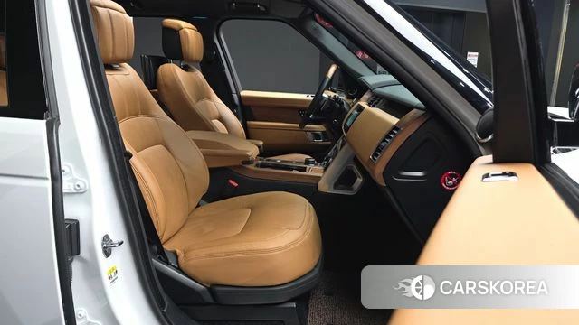 Land Rover Range Rover 4th Generation 2021 Белый из Кореи, фото 2