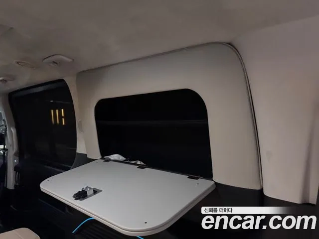 Hyundai Staria 2021 Белый из Кореи, фото 2