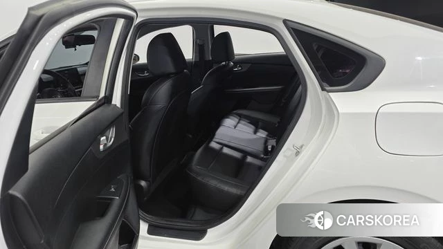 Kia Come New K3 2018 Белый из Кореи, фото 2