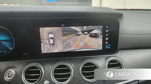 Mercedes-Benz E-Class W213 2023 Серый из Кореи, фото 2