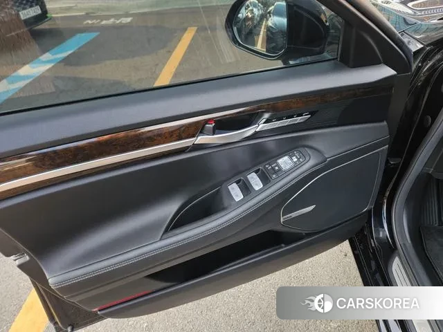 Genesis G90 2021 Черный из Кореи, фото 2