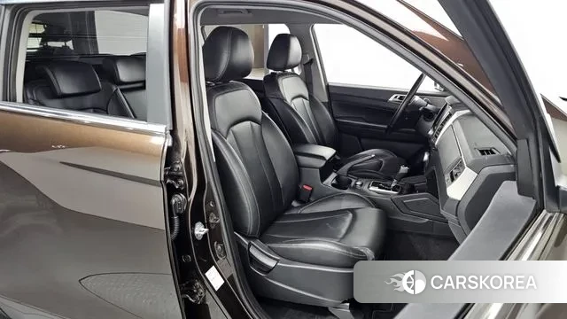 Ssangyong Rexton Sports 2018 Песочный из Кореи, фото 2