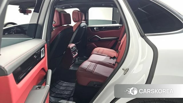Porsche Cayenne (PO536) 2023 Белый из Кореи, фото 2