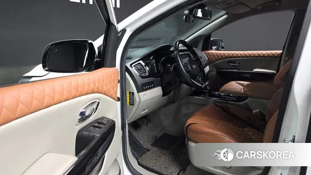 Kia The New Carnival 2018 Белый из Кореи, фото 2