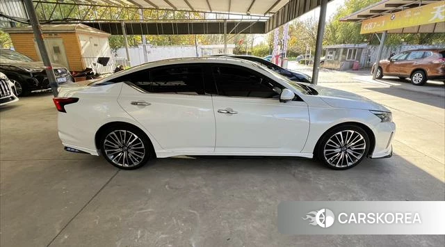 Nissan Teana 2022 Белый из Китая, фото 2