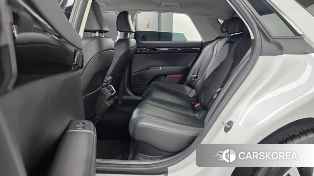 Hyundai Grandeur Hybrid (GN7) 2024 Белый из Кореи, фото 2