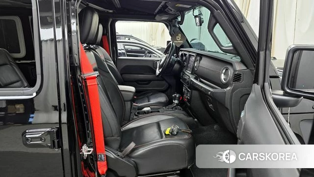 Jeep Wrangler (JL) 2020 Черный из Кореи, фото 2