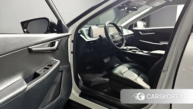 Kia EV6 2023 Белый из Кореи, фото 2