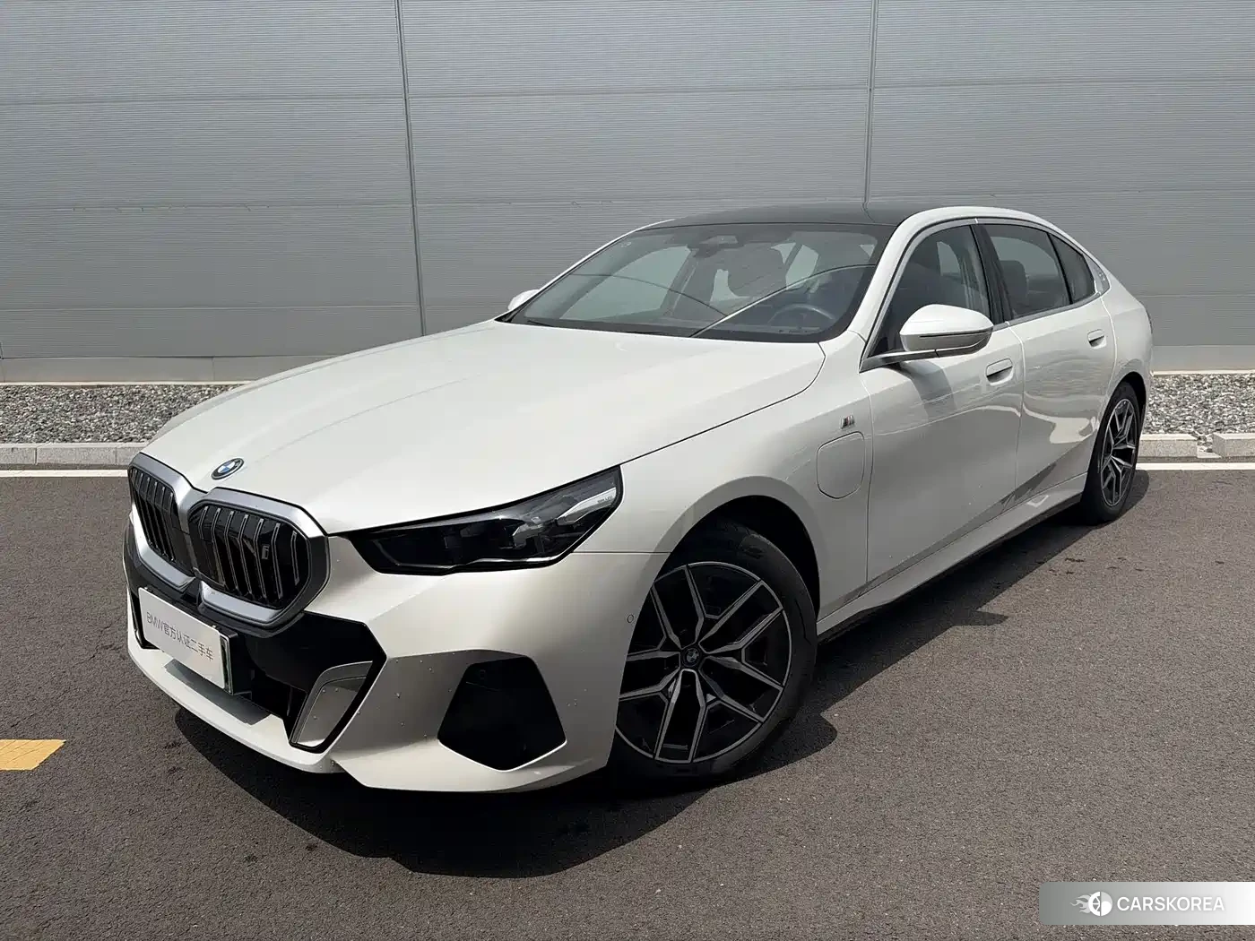 BMW i5 2025 Белый из Китая, фото 2
