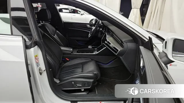 Audi A7 (4K) 2020 Белый из Кореи, фото 2