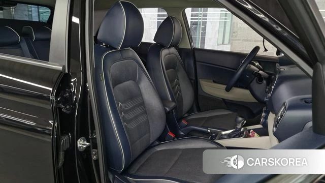 Hyundai Venue 2020 Черный из Кореи, фото 2