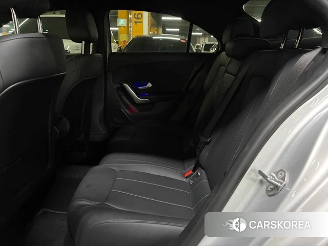 Mercedes-Benz A-Class W177 2023 Серебряный из Кореи, фото 2