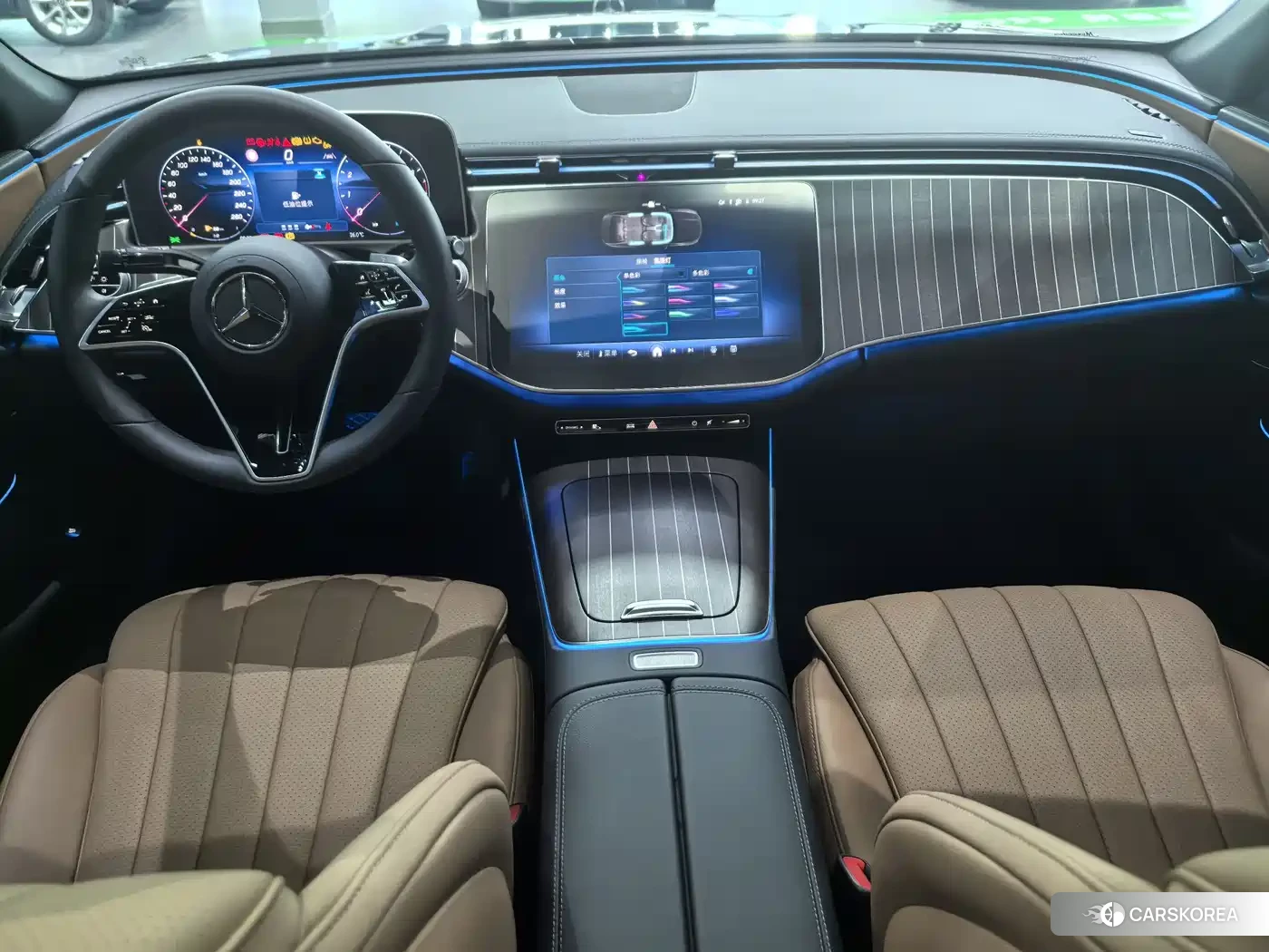 Mercedes-Benz E-Class 2025 Черный из Китая, фото 2