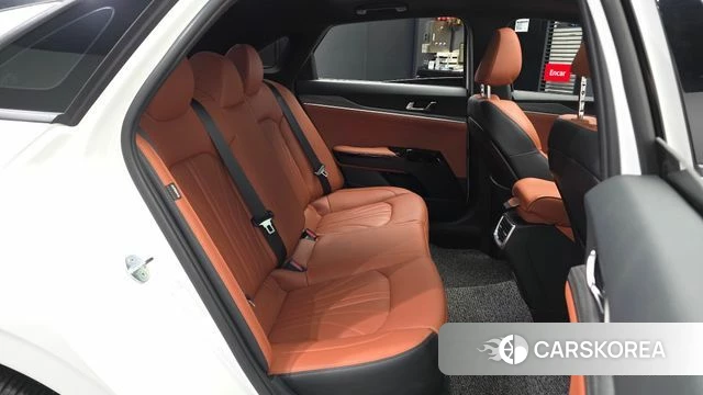 Kia The New K5 3rd generation 2024 Белый из Кореи, фото 2
