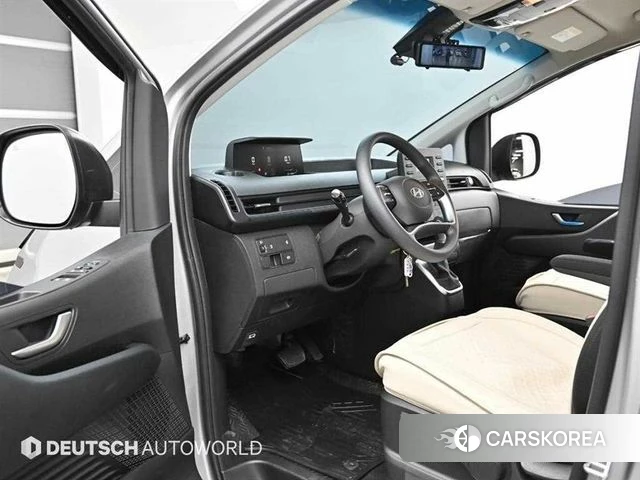 Hyundai Staria 2025 Серебряный из Кореи, фото 2