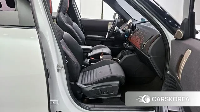 Mini Cooper S Countryman 3rd Generation 2025 Белый из Кореи, фото 2