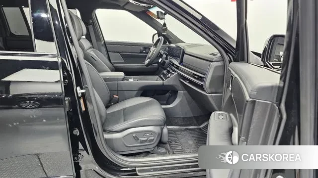 Hyundai Santa Fe (MX5) 2024 Черный из Кореи, фото 2